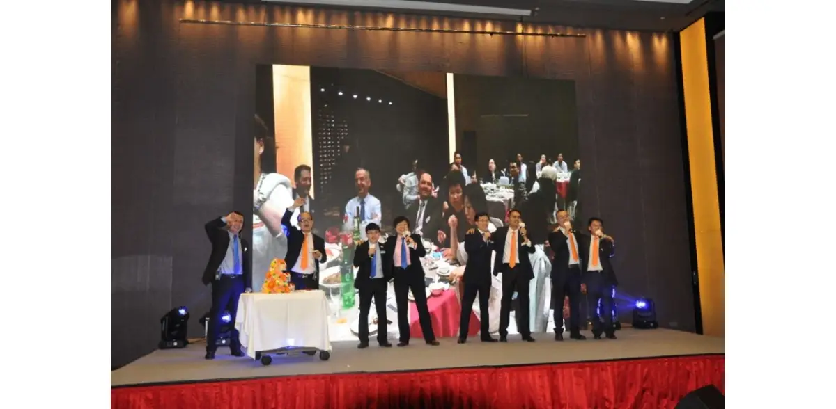 Orange Blue Nite 10