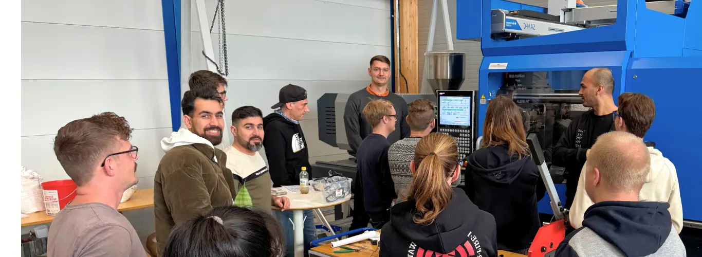 Injection moulding Education at K.D. Feddersen Plastics Machinery