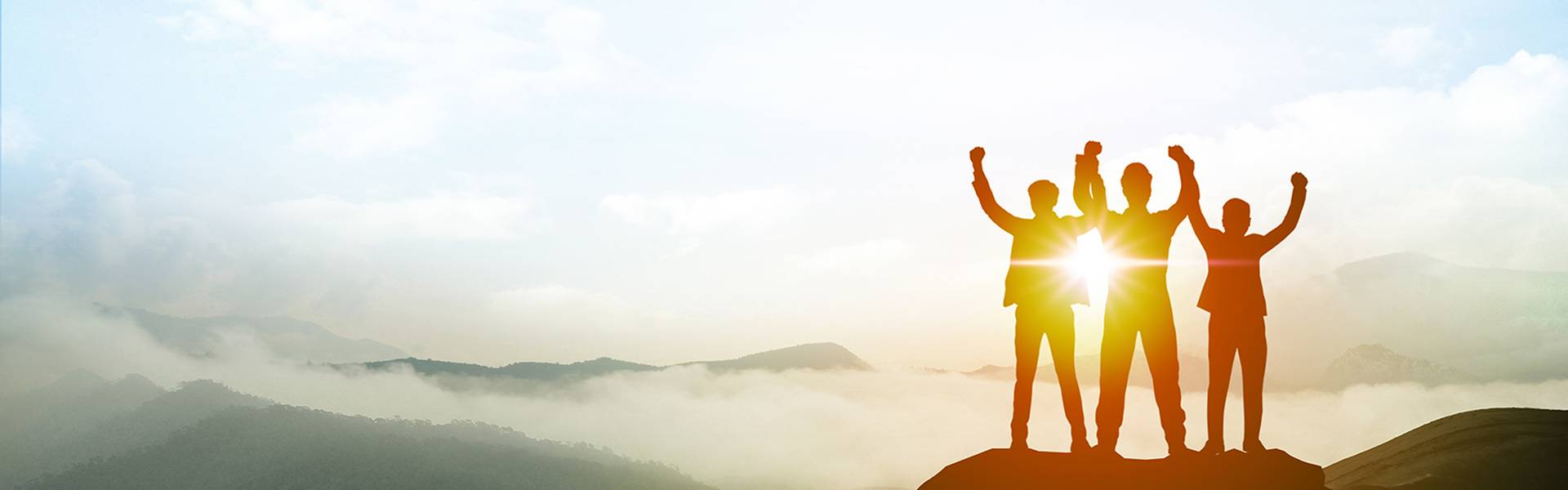 header_1600x500_leute_auf_berg