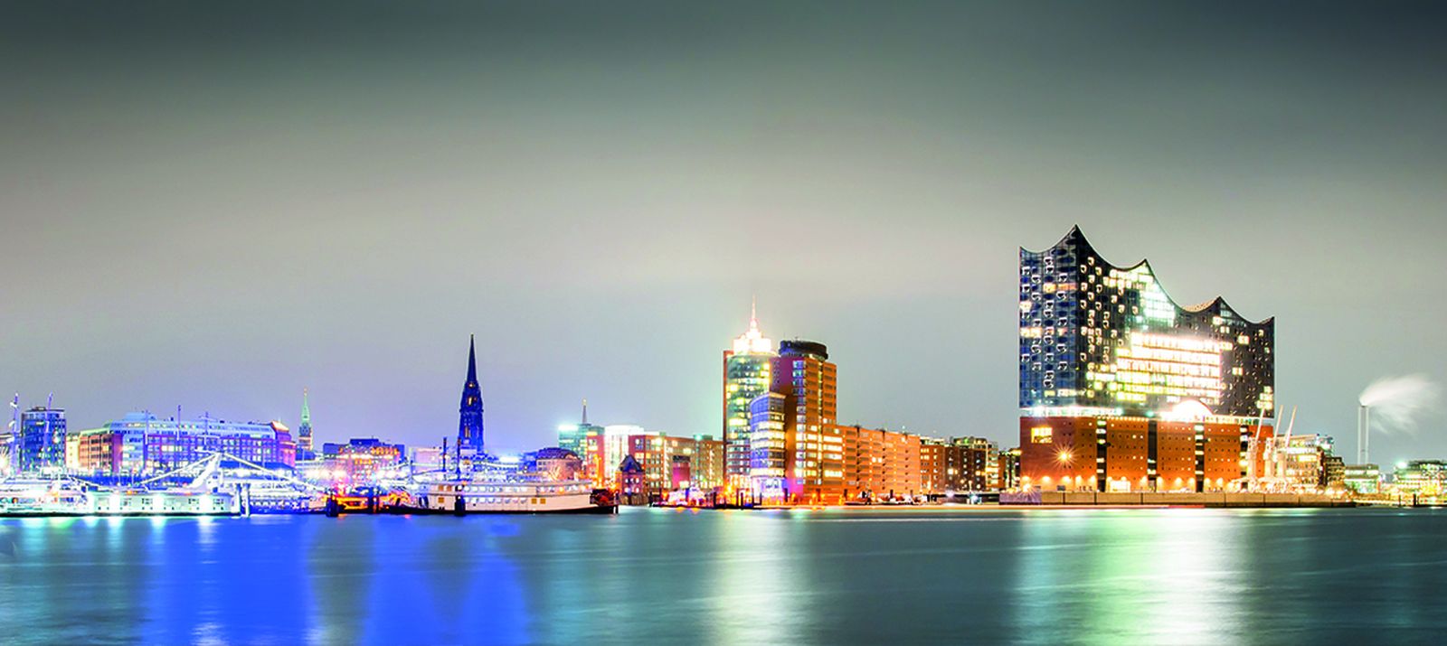 Hamburg Hafencity night