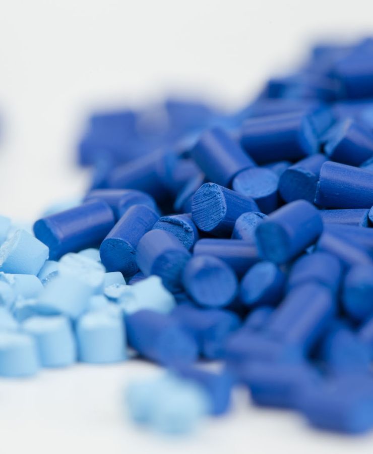 Compounds blau_großes Format