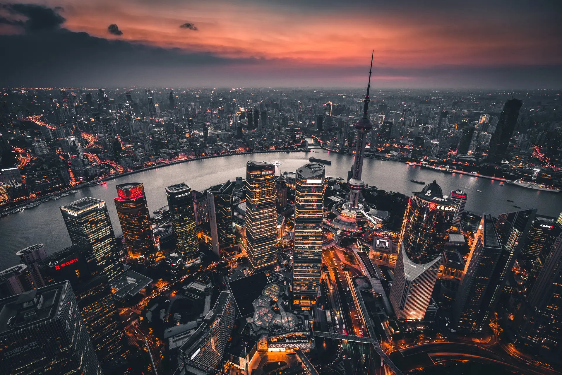 Denys Nevozhai / unsplash.com