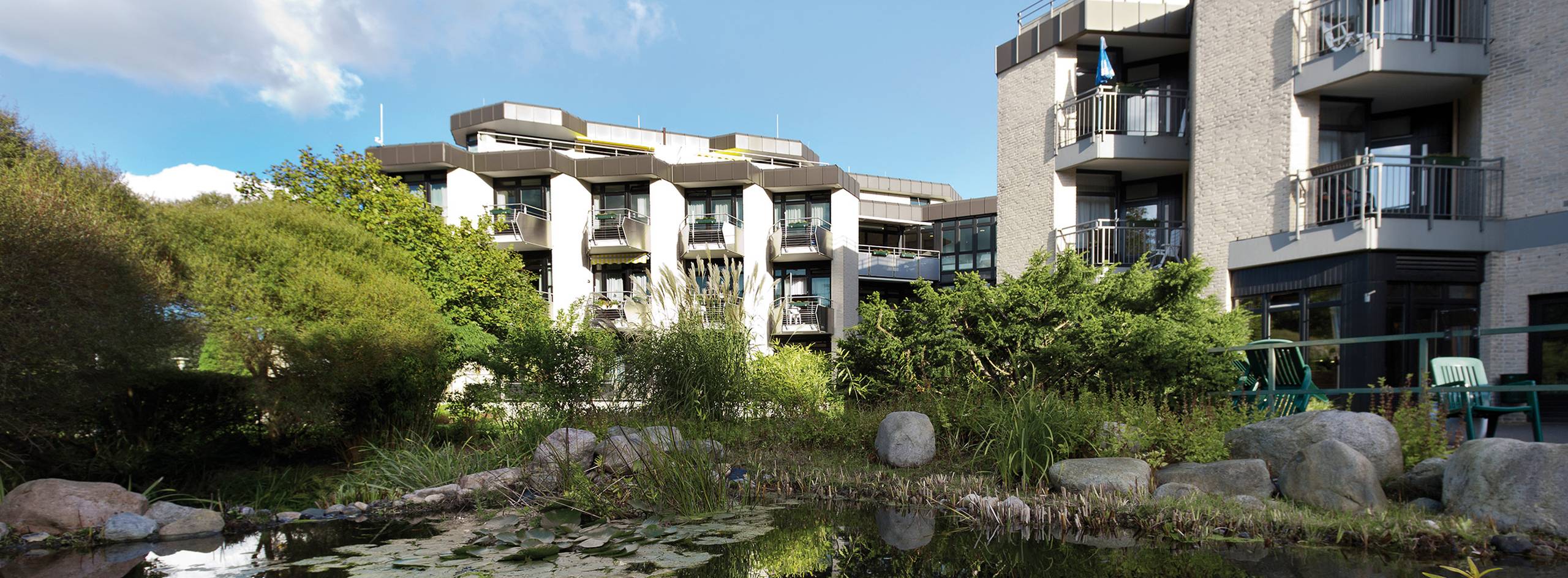 img-header_Panorama_2300x848_auf_einen_blick