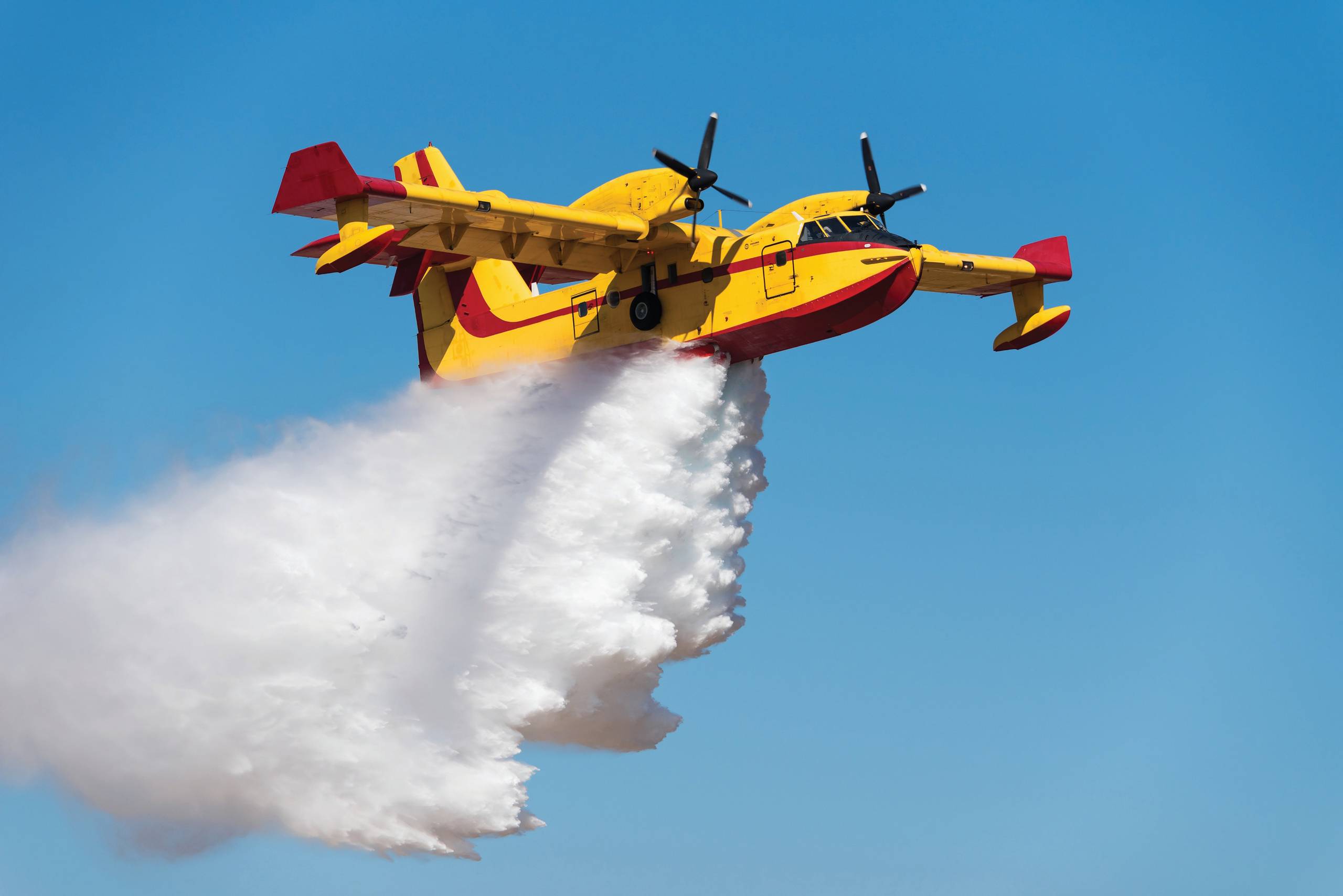 firefighting plane ejecting water