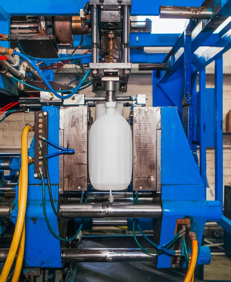 Extrusion_blow_moulding