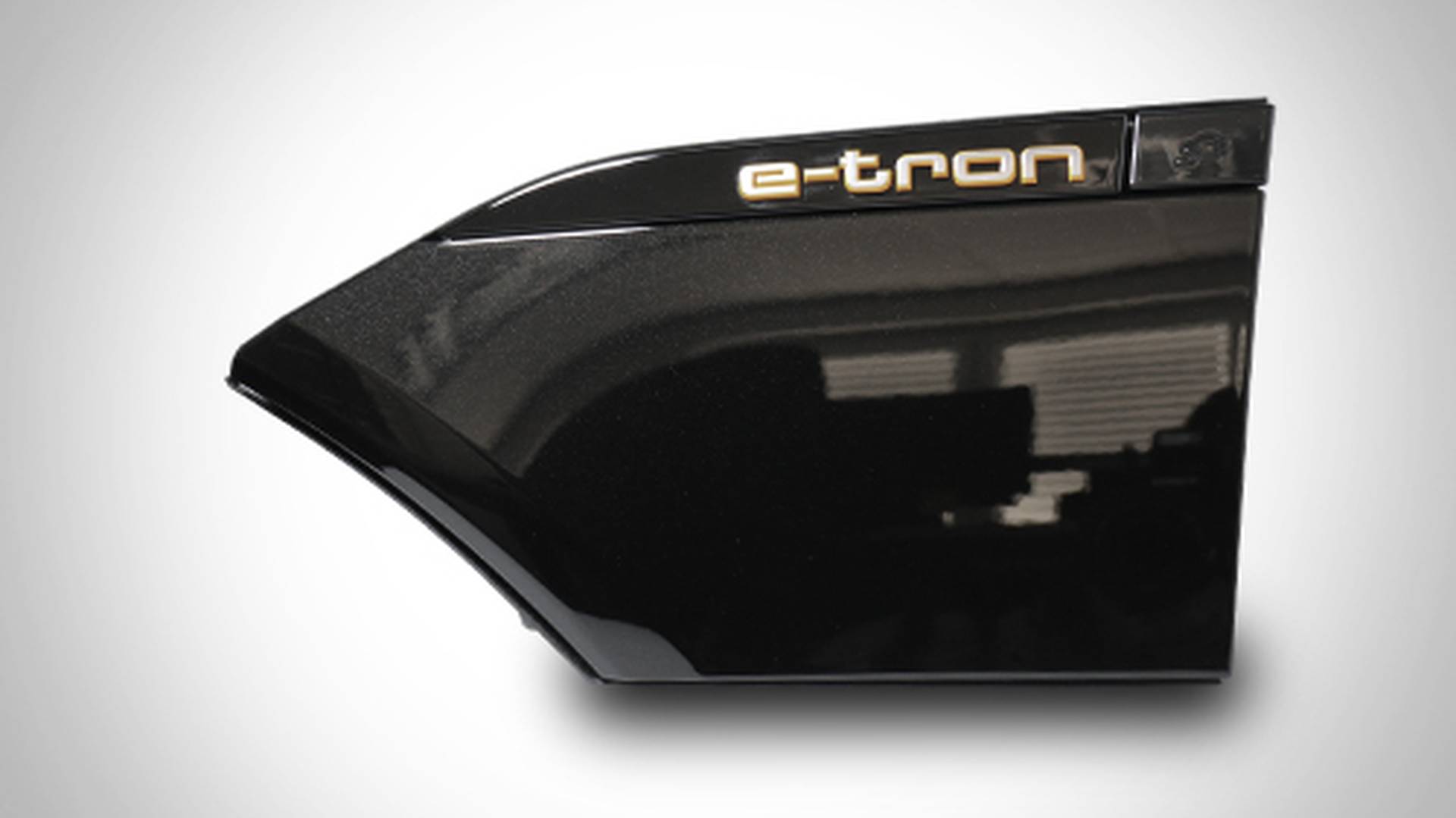 bildtext_500x281_e-tron_3