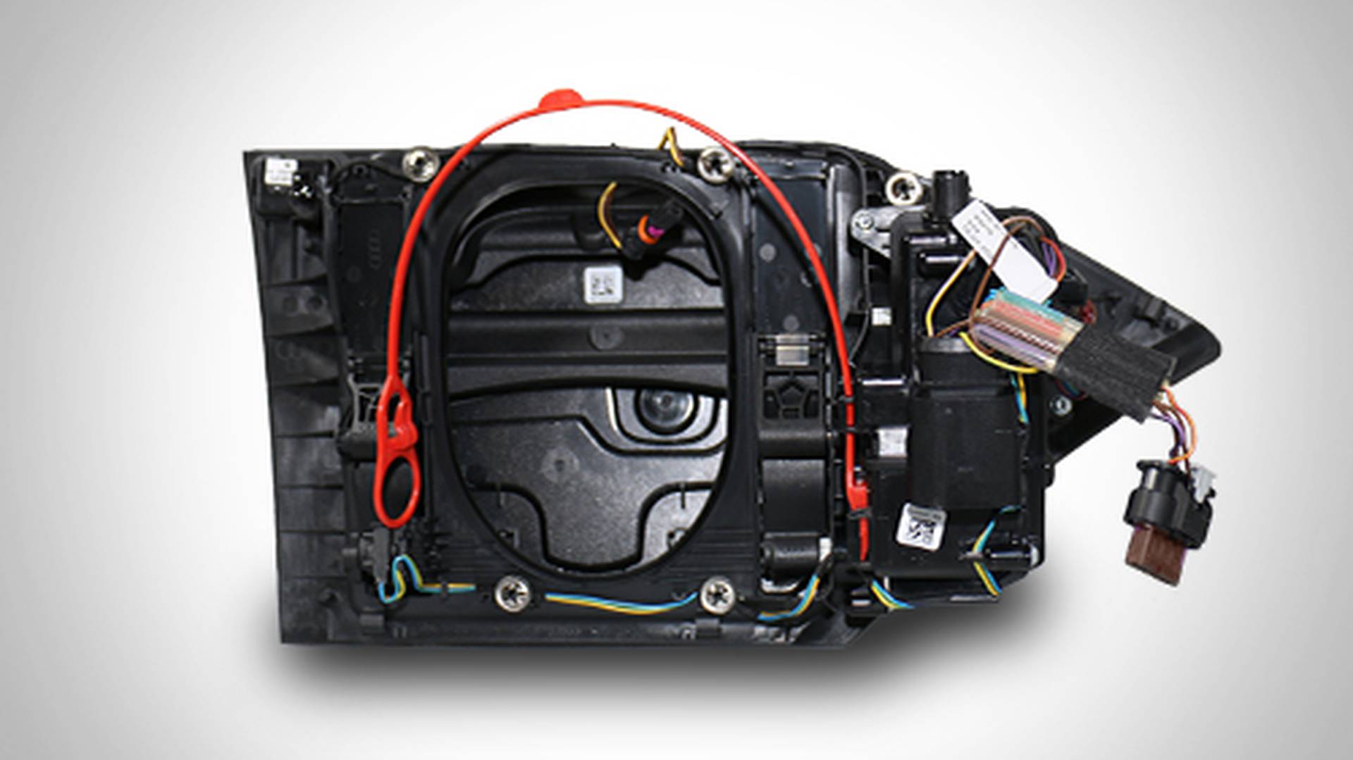 bildtext_500x281_e-tron_2