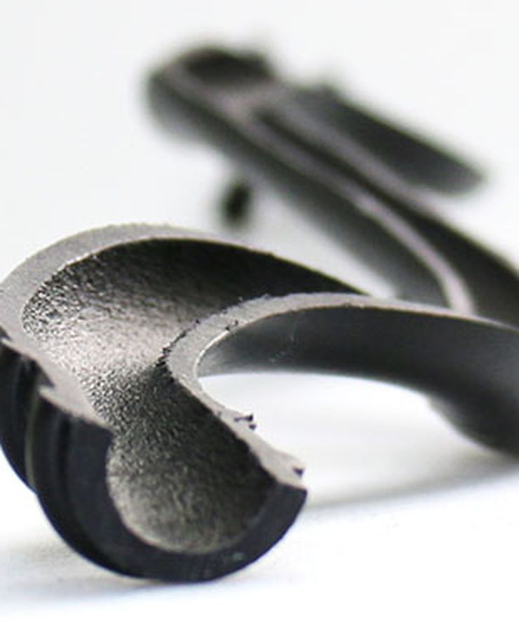 BildText_500x281_Kuehlwasserrohr_PA66PP-Blend