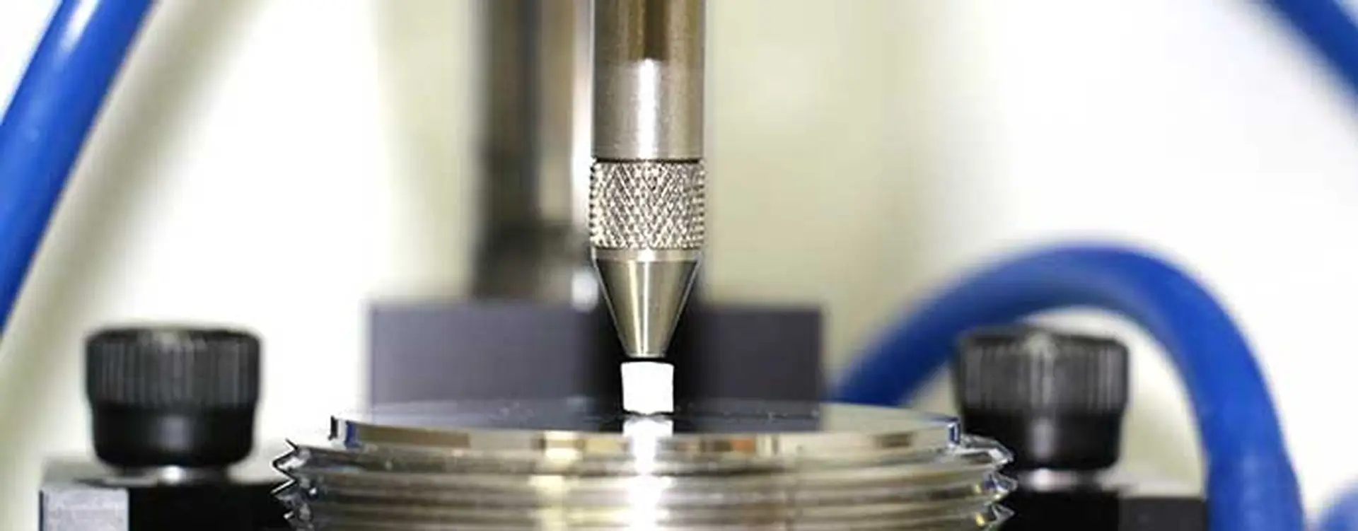 img-textAKRO_Analytik_Labor