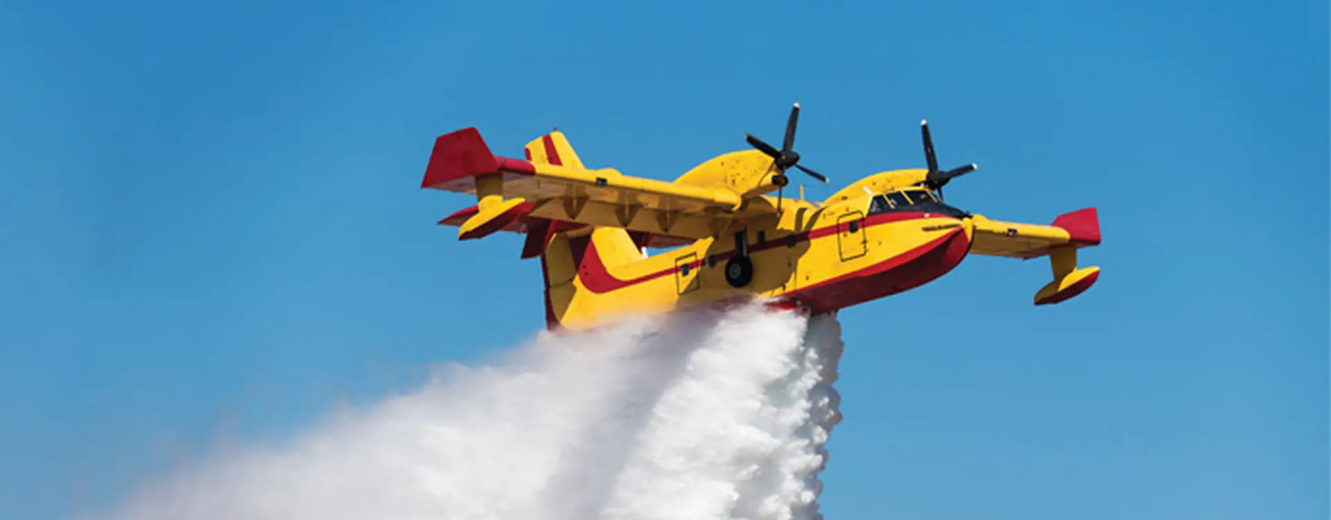 img-textTeaser_Kachel_690x270_Loeschflugzeug