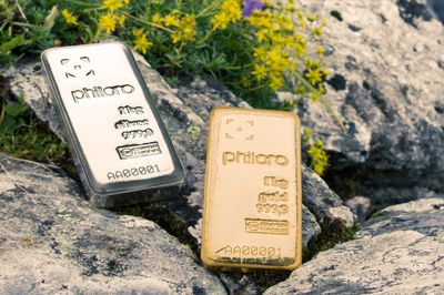Gold und Silberbarren von philoro.
