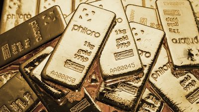 Mehrere 1kg Goldbarren von philoro.