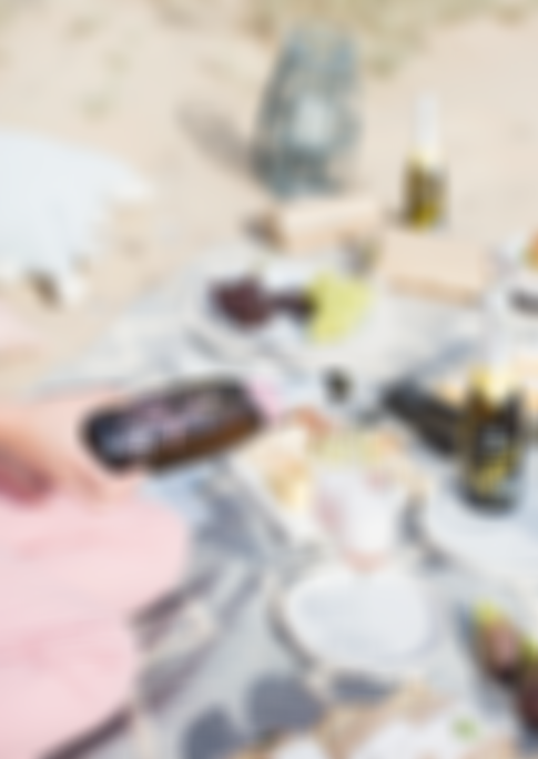 Bottle of Yellowglen Pink at a picnic
