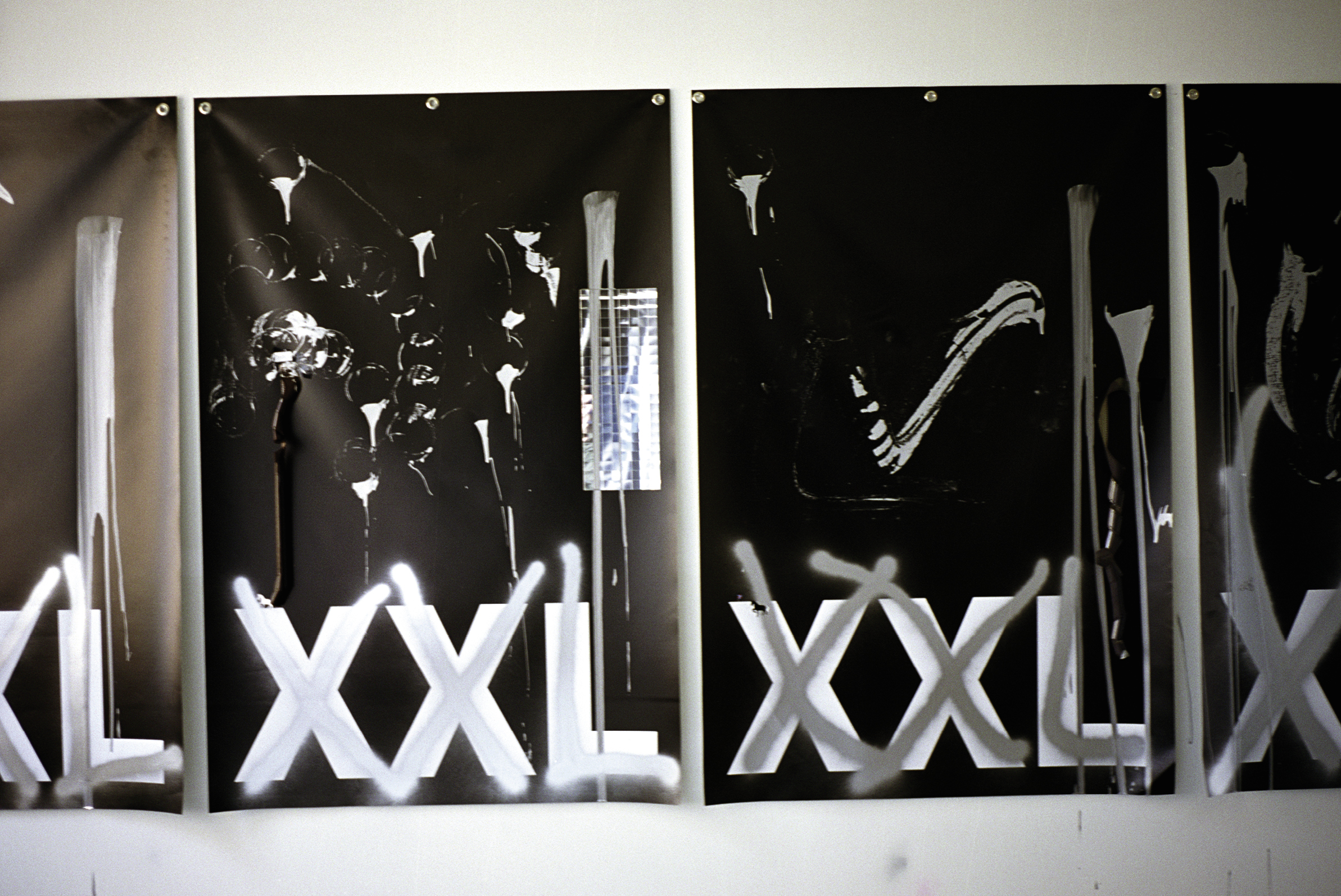 Isa Genzken, Ground Zero (2)