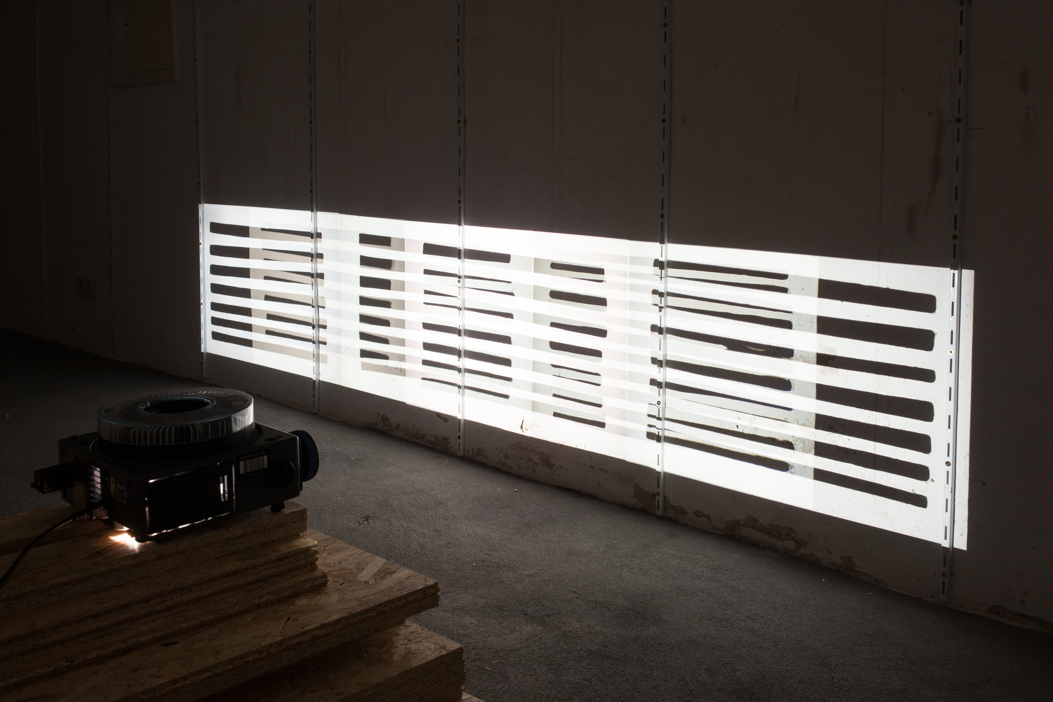 Maria Anna Bierwirth, Untitled (painting), 2011/2017. Varnish on glass