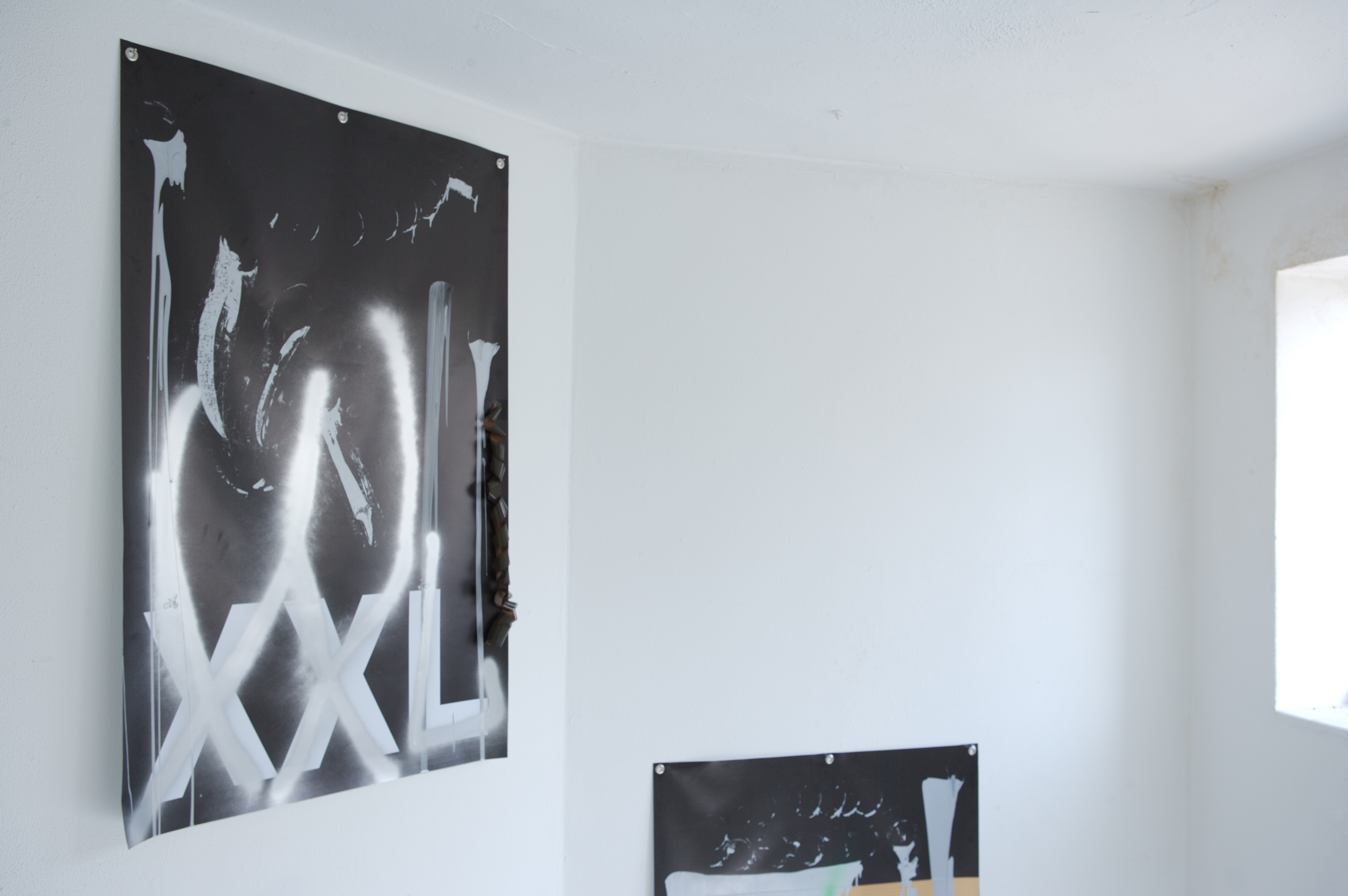 Isa Genzken, XXL (#9), 2008. Lacquer, film, sticker, spray paint on printed laminated fabric, 151 x 100cm.