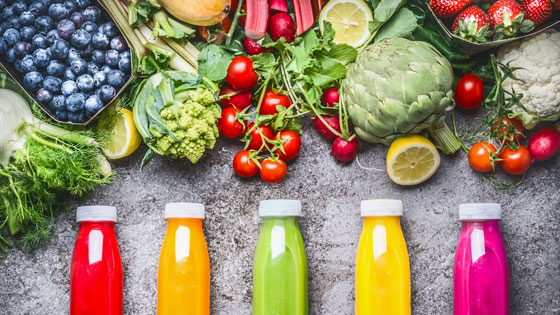 Gemuese, Fruechte und Smoothies