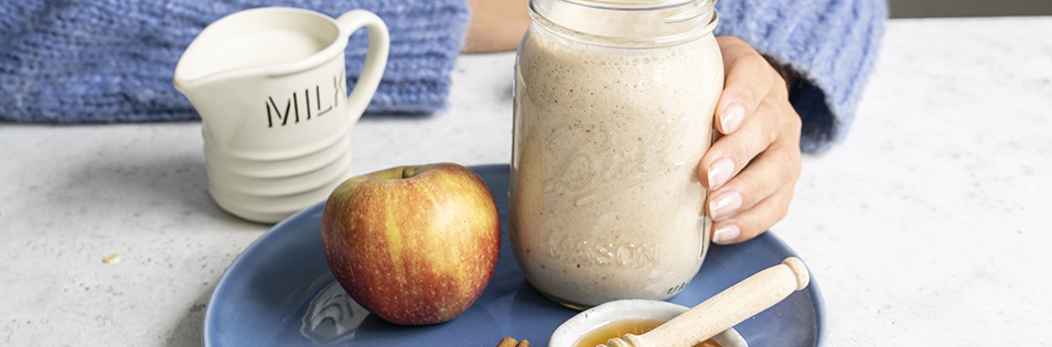 Apfel, Honig und ein warmer Smoothie
