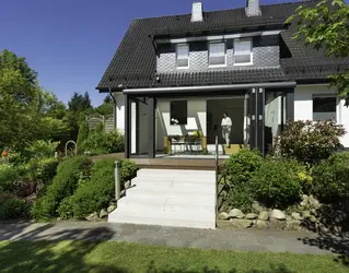  Aus Alt mach Modern - 50er Jahre Haus mit Wintergarten erweitert