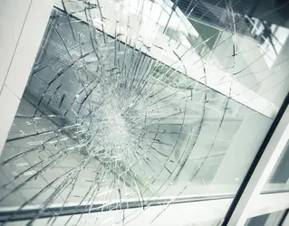 Wie einbruchsicher sind Panzerglas Fenster?
