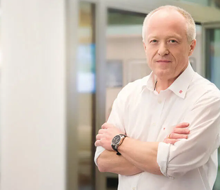 Beratungsgespräch zu Aluminiumhaustüren in München