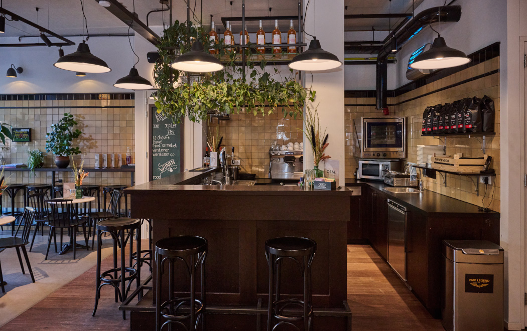 Bar van OFM. Reusel
