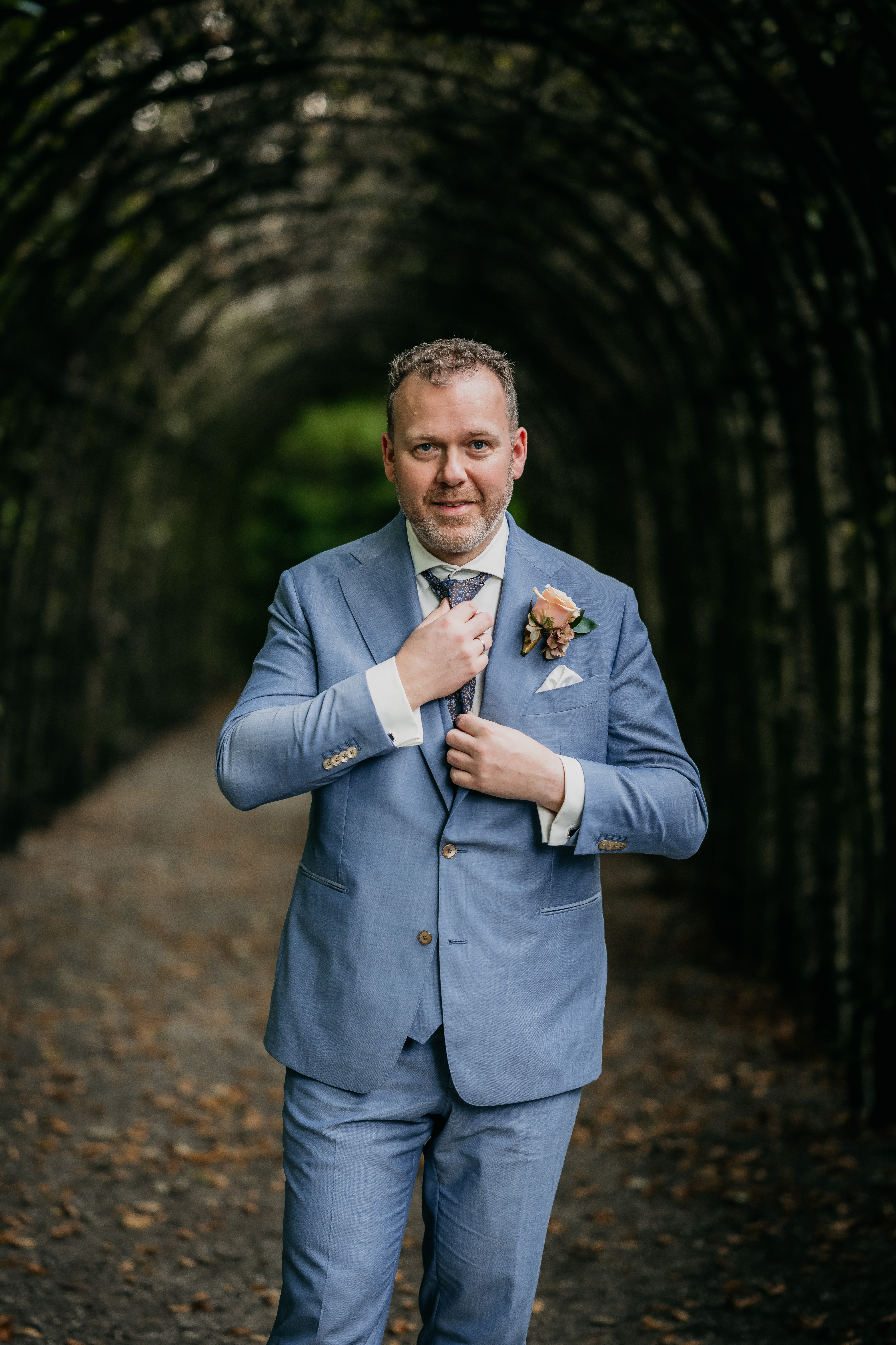 Trouwpak-heren-blauw-maatwerk