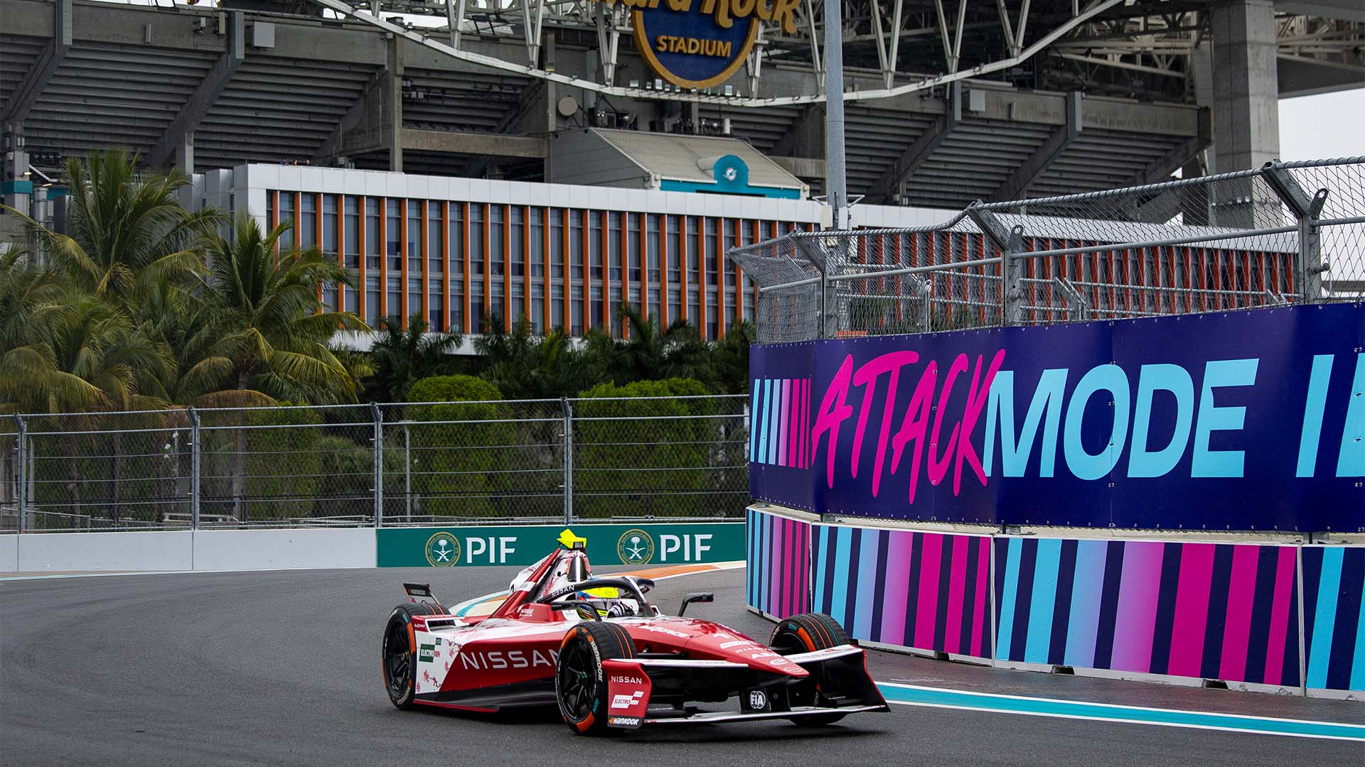 Oliver Rowland on track in Miami with the Hard Rock Stadium in the background