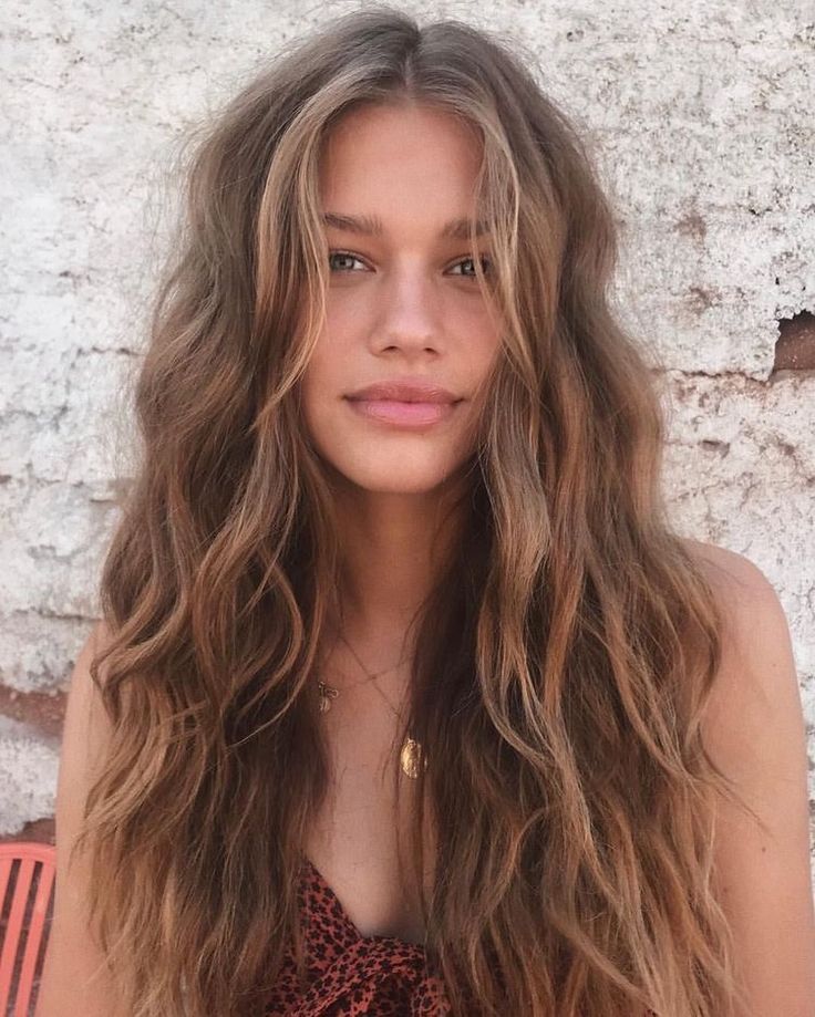 Beachy Waves Hair Inspo