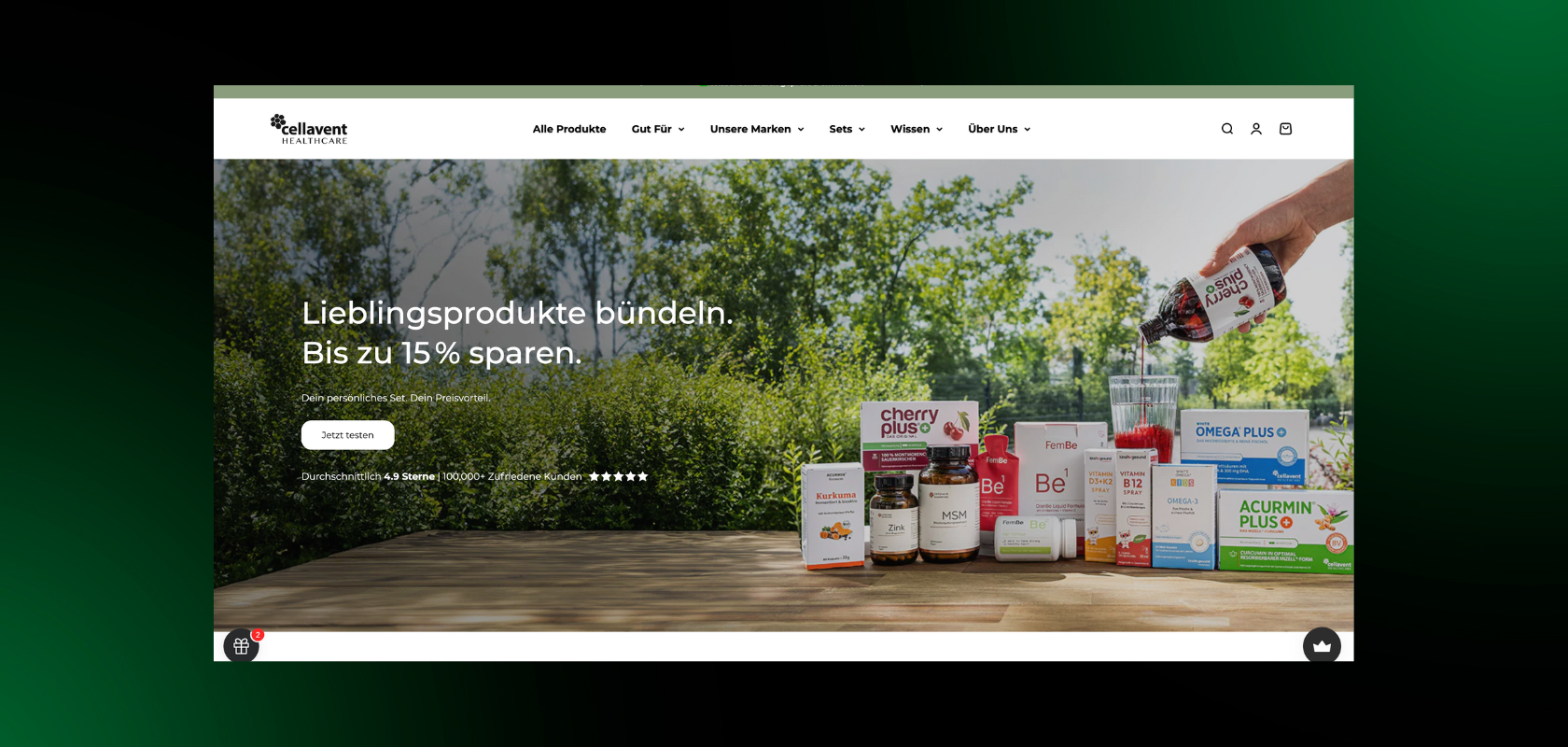 Eine Website-Homepage, auf der verschiedene Gesundheitsprodukte auf einem Holztisch im Freien ausgestellt sind, wobei eine Hand ein Nahrungsergänzungsmittel aus einer Packung ausgießt.
