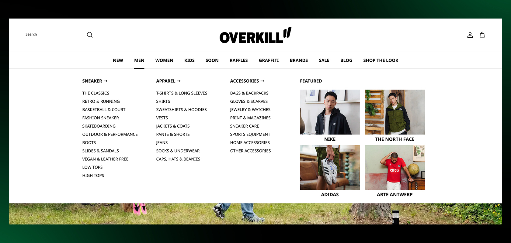 Website homepage featuring a navigation menu with categories like sneakers and clothing, and images of various shoe brands such as Adidas and Puma.