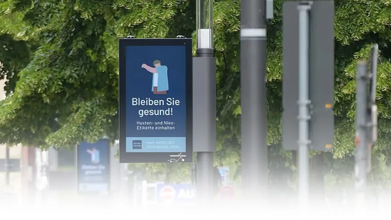 Latori bei Welt der Wunder: Wie Smart poles Plakatwerbung digital macht