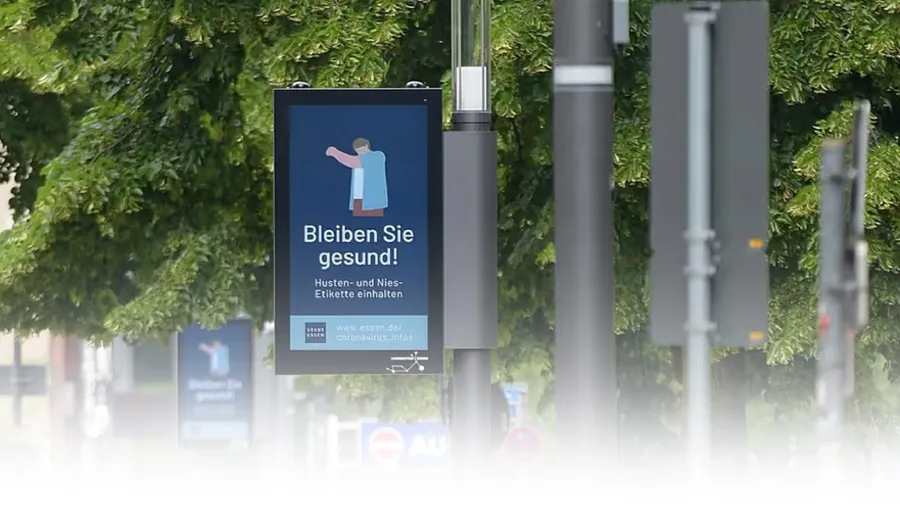 Latori bei Welt der Wunder: Wie Smart poles Plakatwerbung digital macht