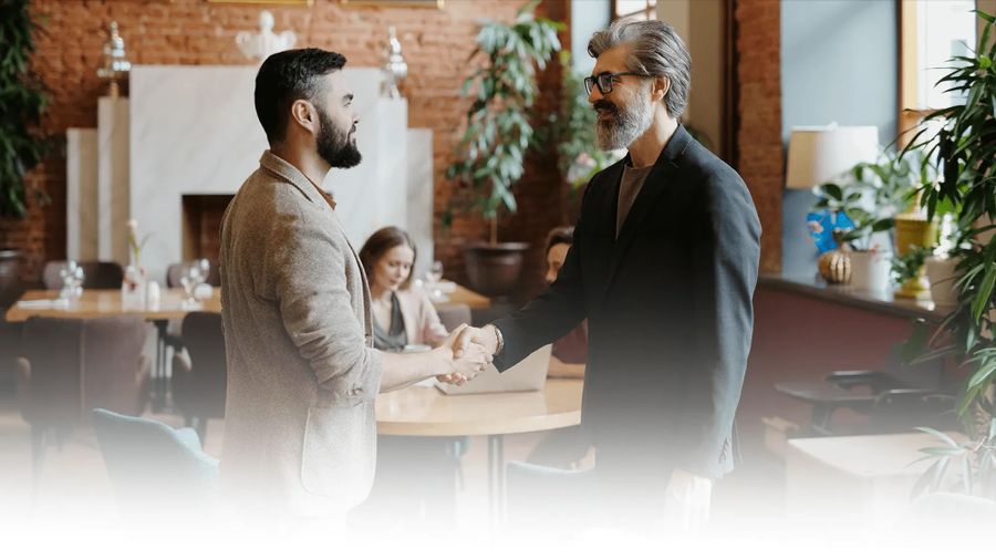 Increase customer satisfaction: The 13 most important tips for loyal customers