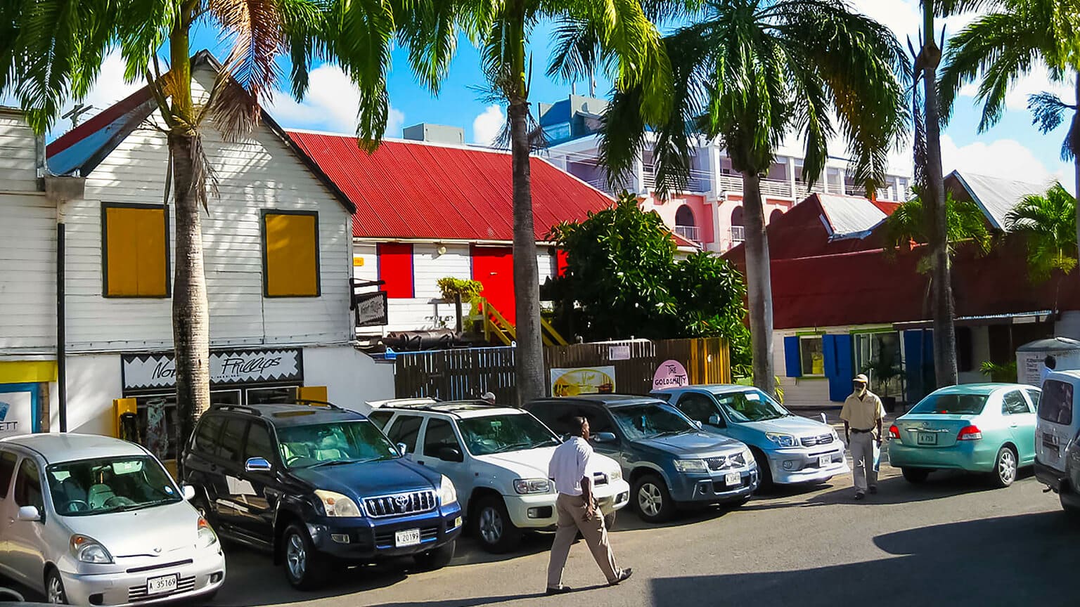 Opening a Bank Account in Antigua and Barbuda with Online Banking