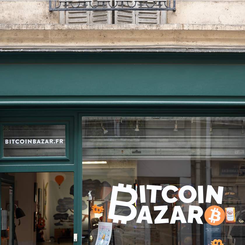 Bitcoin in France: live happy, live hidden