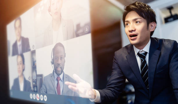 Virtual presentation tips for online meetings: 15 expert tips