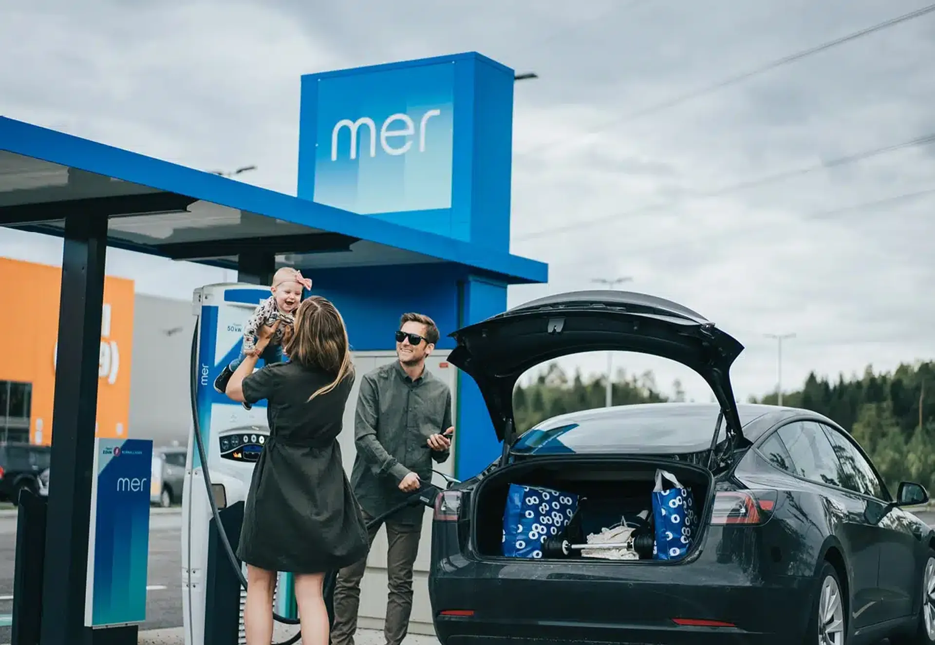 Charge at Mer with Elton