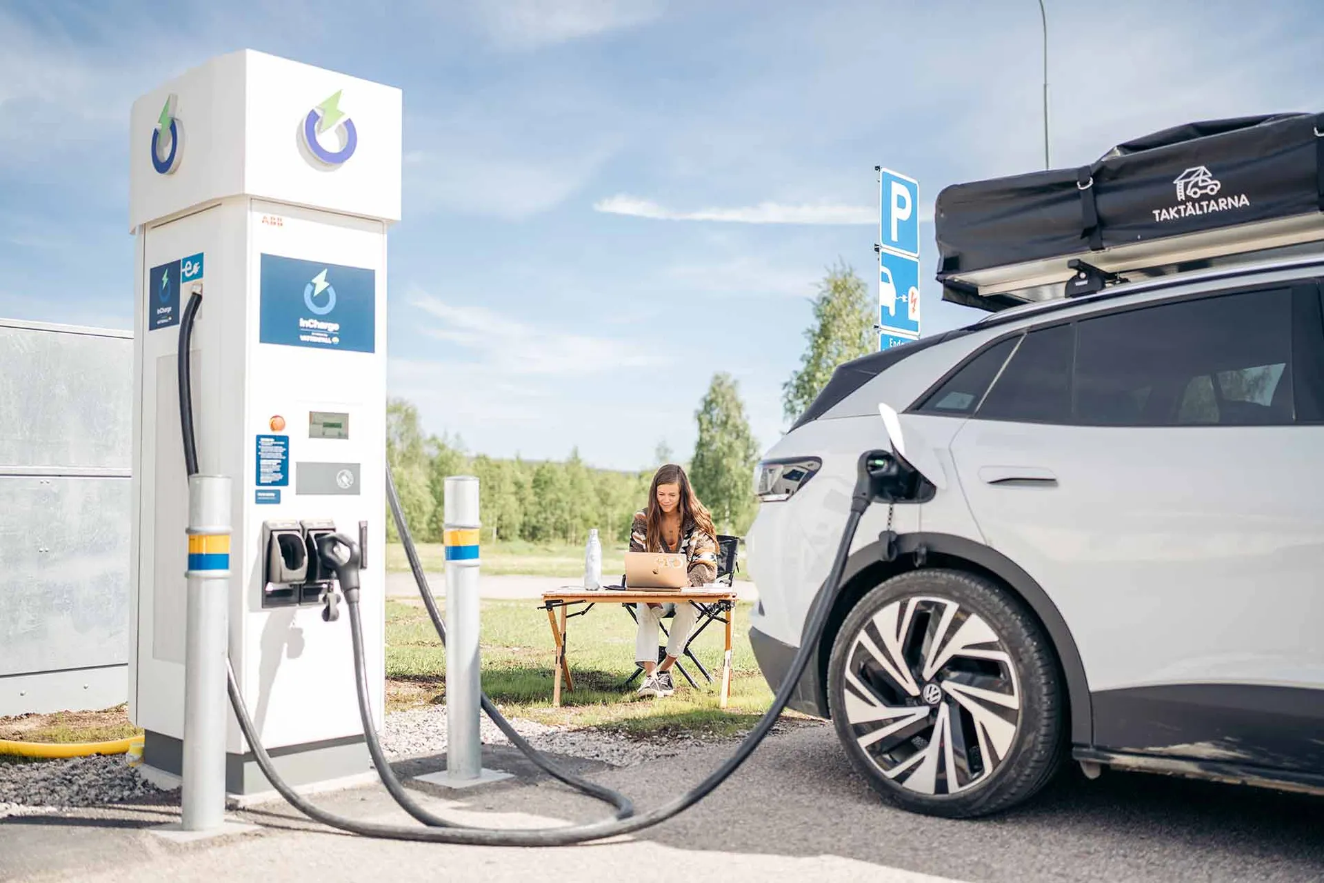 Charge at Vattenfall InCharge with Elton