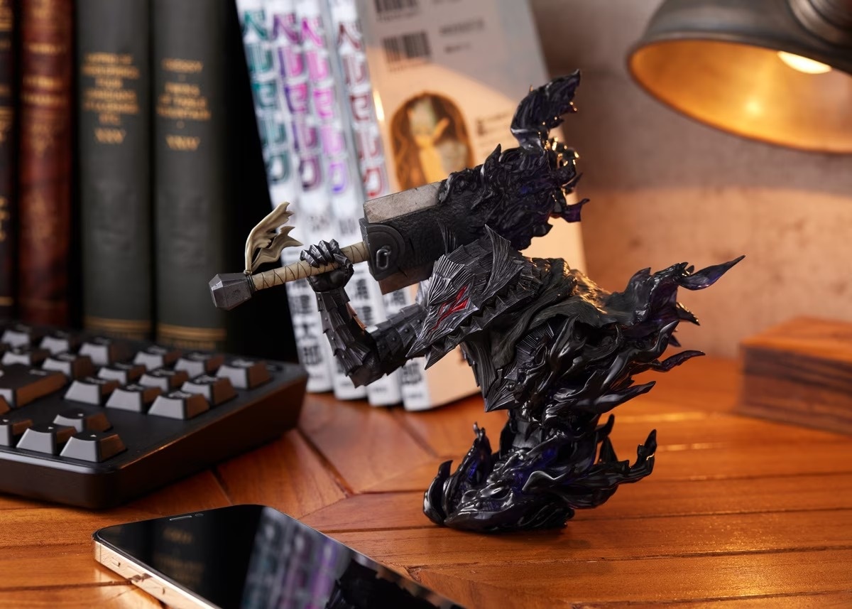 Berserk 限定版 フィギュア セット Berserk Volume 42 Special Edition with Guts (Berker Armor