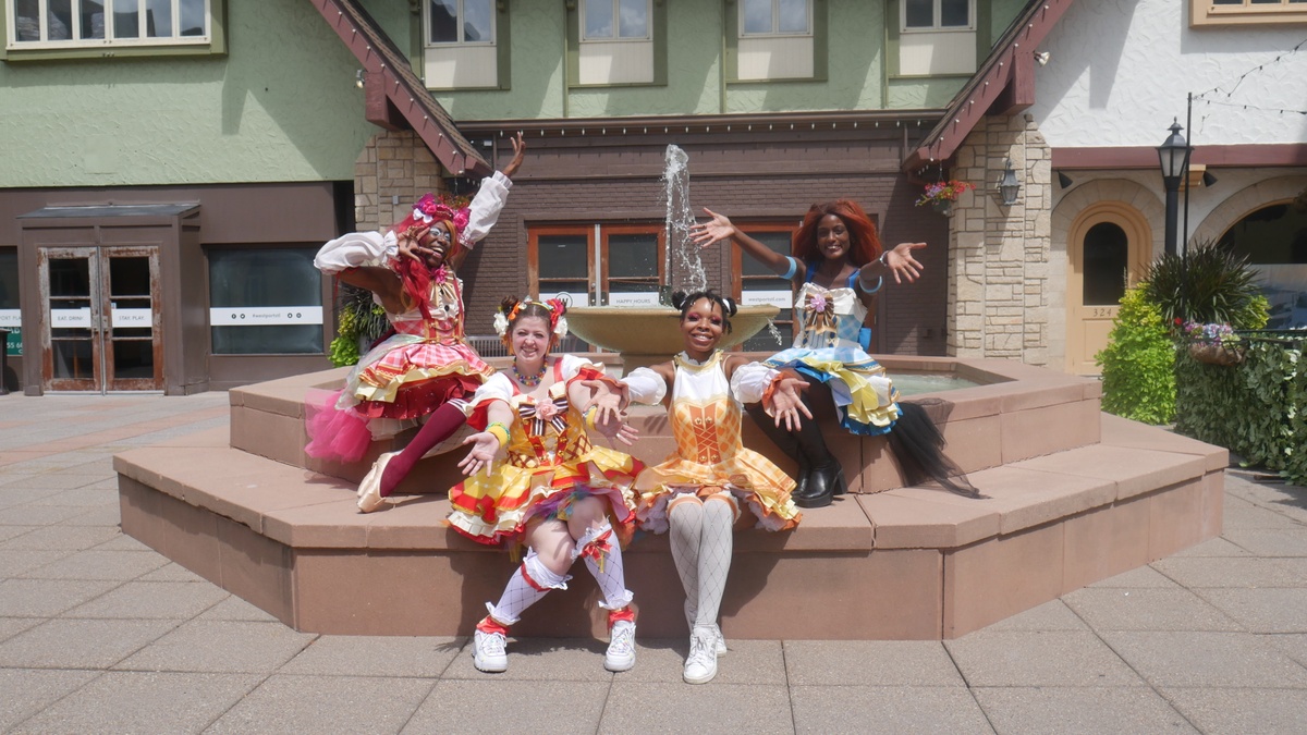 Interview With Magical Girl Idol Group PrismHeart - Crunchyroll