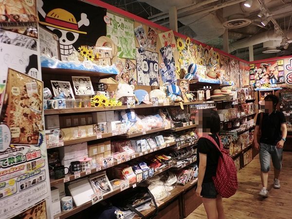 FEATURE: Shonen Jump Shop in Osaka Photo Report