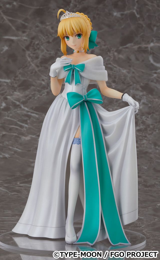Saber Dresses to Impress as New Fate/Grand Order Figure