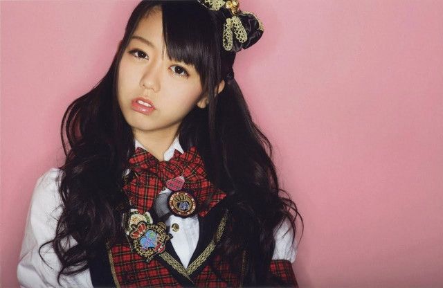 minami minegishi alan shirahama