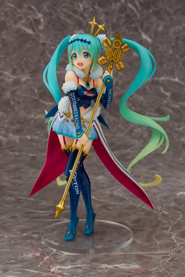 Oreimo Illustrator-Designed Racing Miku 2018 Gets Super Cute