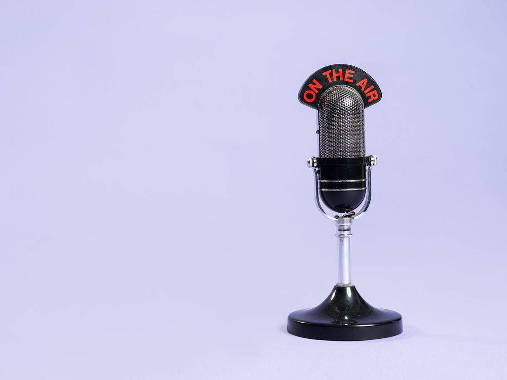 Retro radio microphone