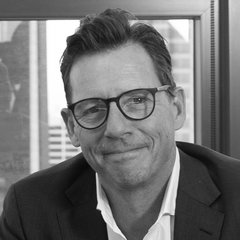 Photograph of Simon Morgan