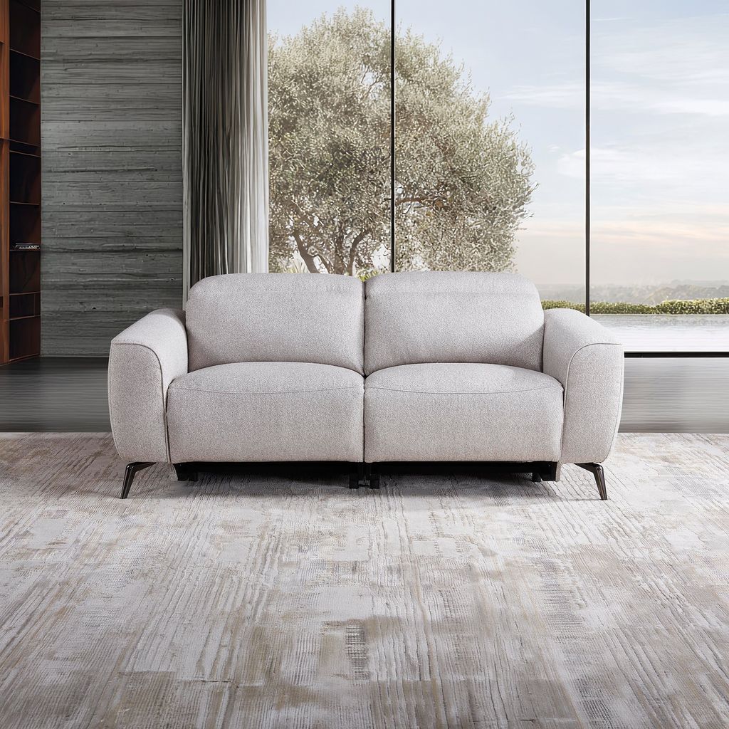 Loungea