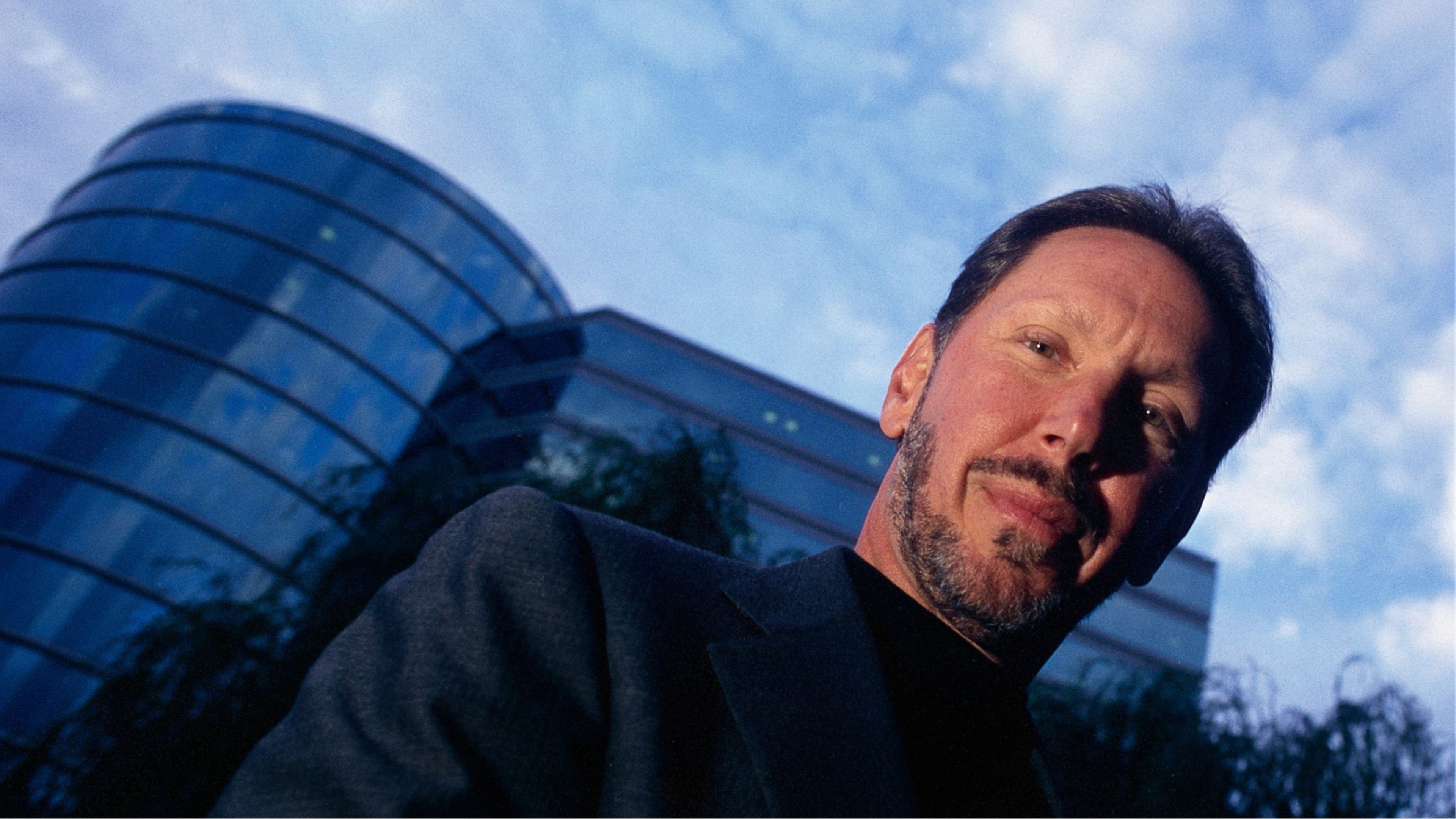 Ellison at the turn of the millennium, leading Oracle into the internet age