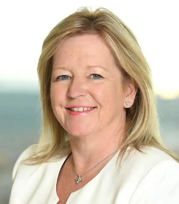 Dr. Rhonda Collins Revera